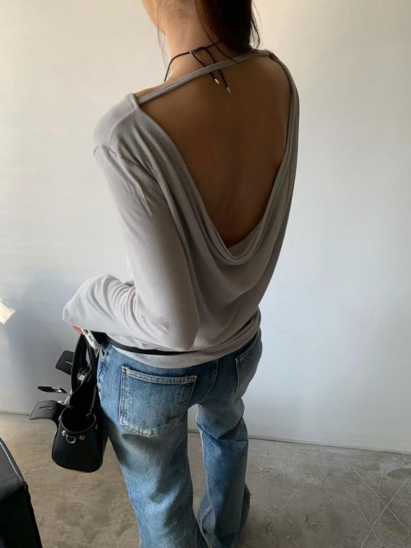 J07 版型完美 辣的剛剛好垂墜露背T(灰綠) 