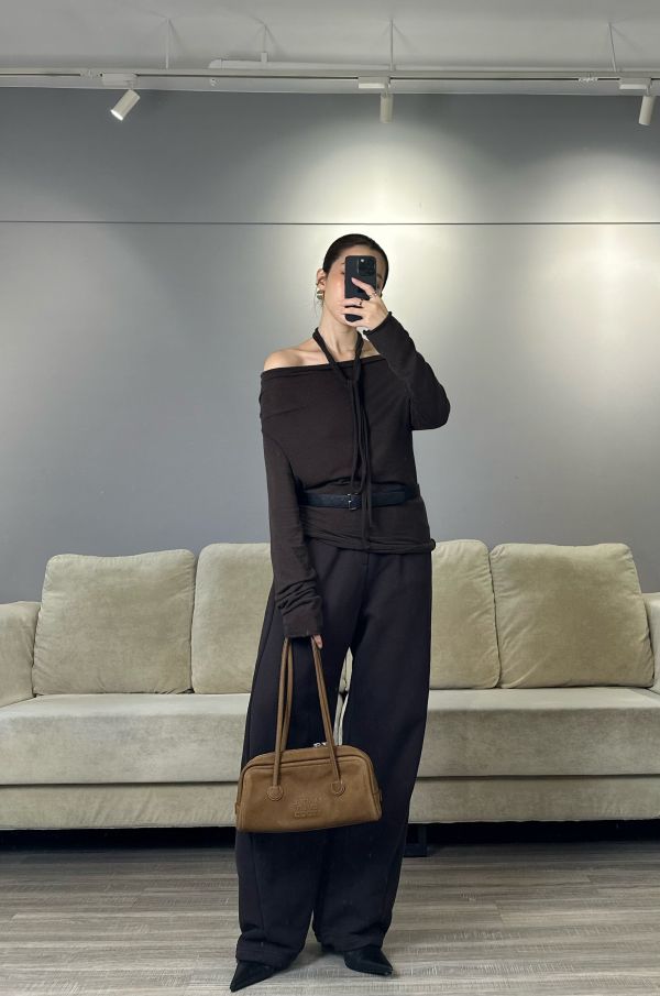 G04 多穿天絲羊毛抓皺衫(咖) 