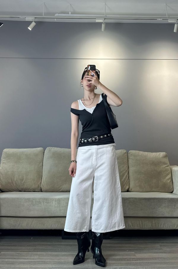 J12 【包色賣場】單穿疊搭都漂亮 彈性前釦天絲棉背心(白/紅/碳灰) 