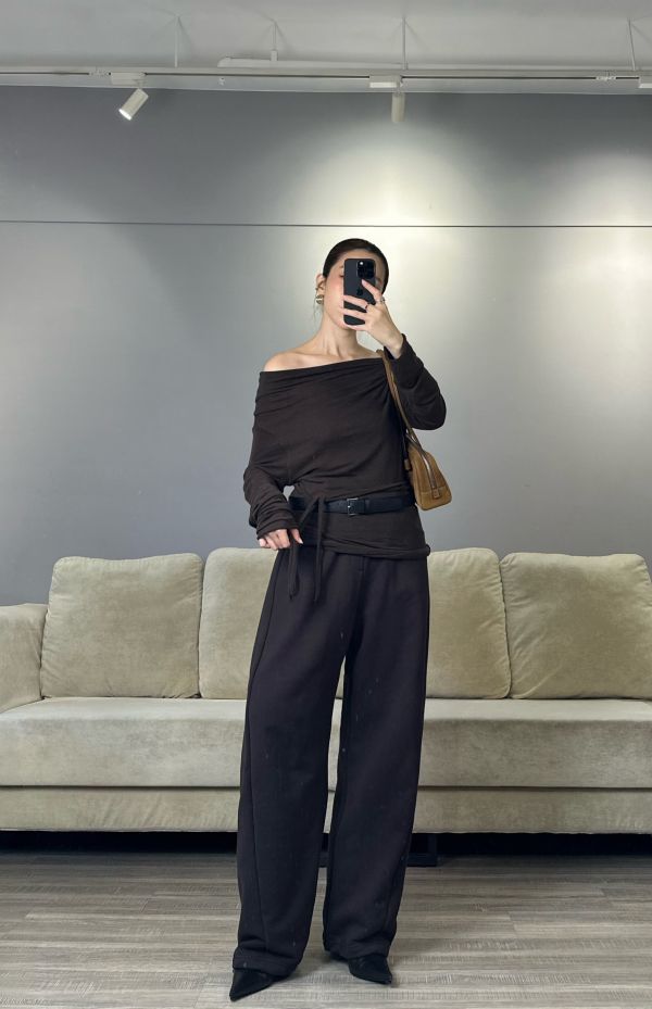 G04 多穿天絲羊毛抓皺衫(咖) 