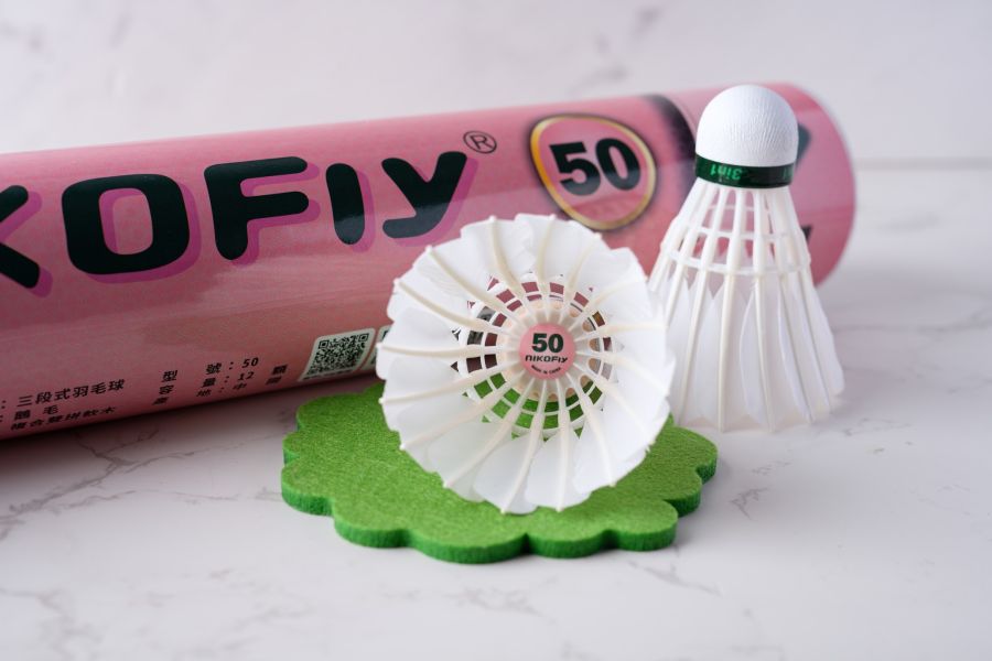 nikofly 羽毛球 【 飛行穩定 x  耐打】 一箱50桶 