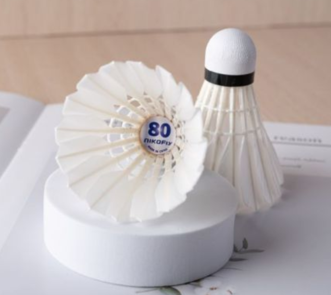 nikofly 羽毛球 【 飛行穩定 x  耐打】 一箱50桶 