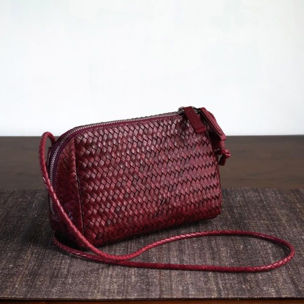 【Allan K】Wesley Mini 皮革編織包（酒紅色） 皮包,皮革,皮革編織,牛皮,肩背包,手工皮革編織,手工,包包