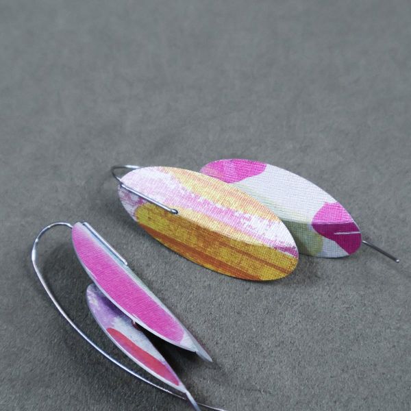 【江枚芳 Meifang Chiang Metal Arts】折葉耳針式耳環 Folded Leaves 耳環,耳勾,鋁,陽極處裡