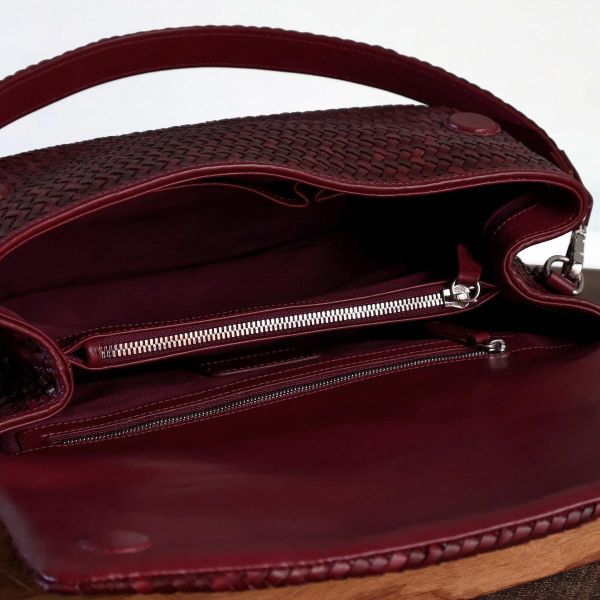 【Allan K】Caroline Large 皮革編織包（酒紅色） 皮包,皮革,皮革編織,牛皮,肩背包,手工皮革編織,手工,包包