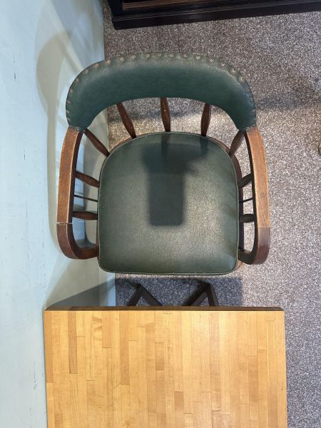 【二手讓藏】綠色咖啡椅 
