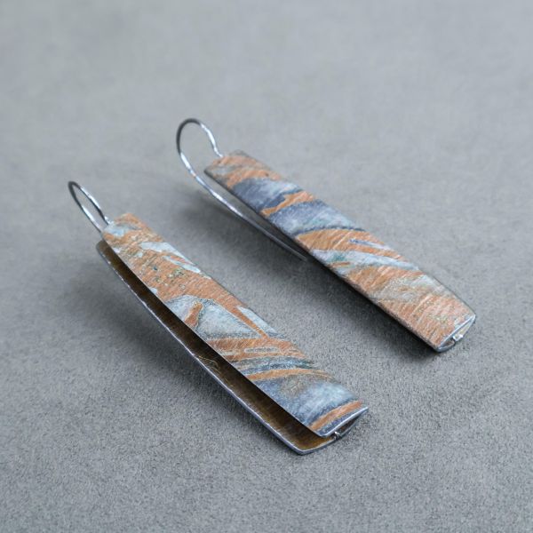 【江枚芳 Meifang Chiang Metal Arts】隱身樹耳環 Hidden Woods Brooch 耳環,耳勾,鋁,陽極處裡