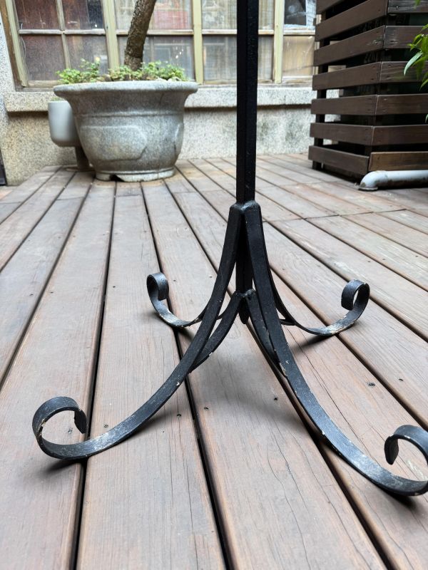 歐洲古典鑄鐵燭台 