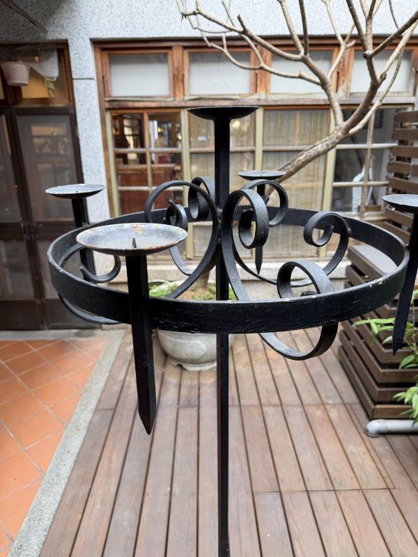 歐洲古典鑄鐵燭台 