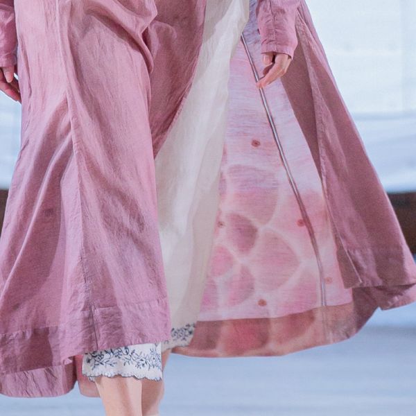 【Maku Textile】Orion春櫻睡蓮洋裝_小渕裕染製 手織,手紡紗,洋裝,泥染,弁柄染,礦物染,卡蒂棉,蠶絲