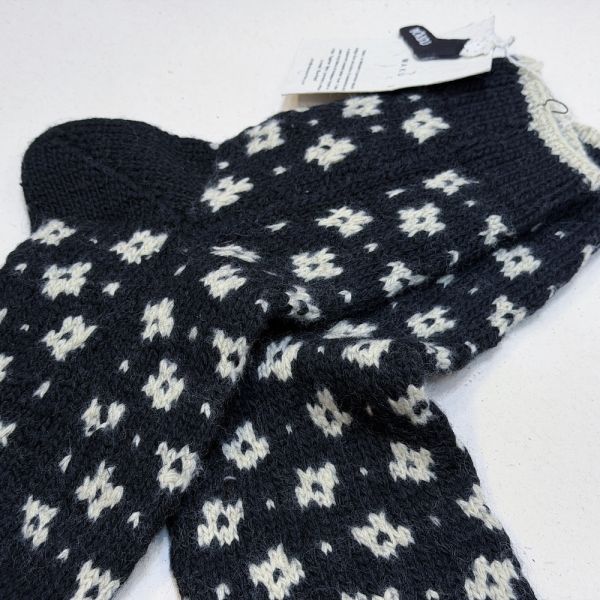 【Maku Textile】YURI 羊毛手織襪子 手織,手紡紗,襪子,羊毛,植物染,草木染,美麗諾