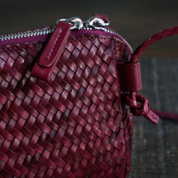 【Allan K】Wesley Mini 皮革編織包（酒紅色） 皮包,皮革,皮革編織,牛皮,肩背包,手工皮革編織,手工,包包