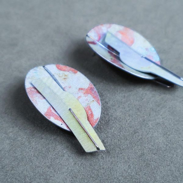 【江枚芳 Meifang Chiang Metal Arts】折葉耳針式耳環 Folded Leaves 耳環,耳勾,鋁,陽極處裡