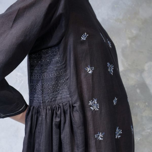 【Maku Textile】KAIPO_118/SC_A.EM/MING 手織,手紡紗,洋裝,蠶絲,植物染,草木染