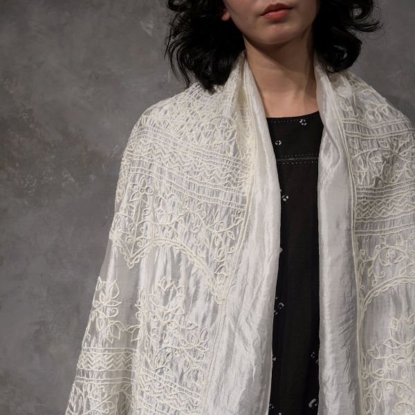 【Maku Textile】BIRGIT圍巾 手織,手紡紗,圍巾,絲,植物染,草木染