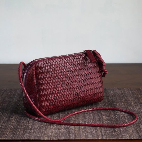 【Allan K】Wesley Mini 皮革編織包（酒紅色） 皮包,皮革,皮革編織,牛皮,肩背包,手工皮革編織,手工,包包