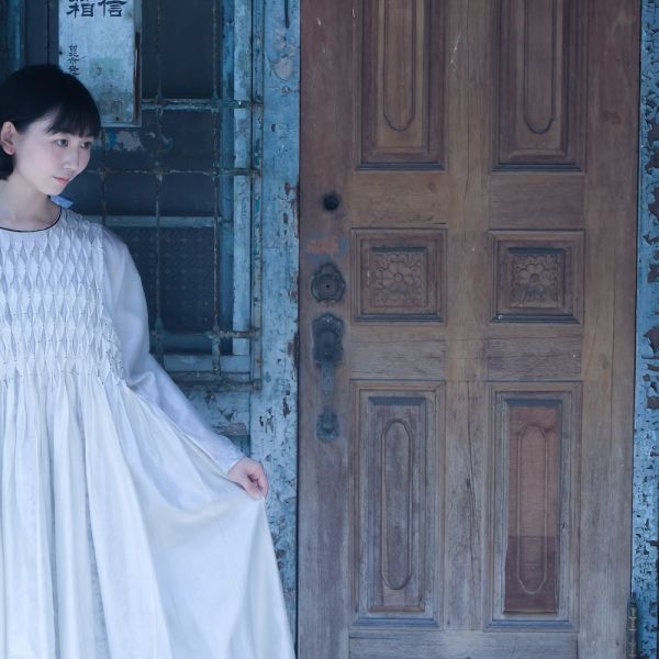 【AHMEV】Snowdrop洋裝 手織,手紡紗,洋裝,蠶絲