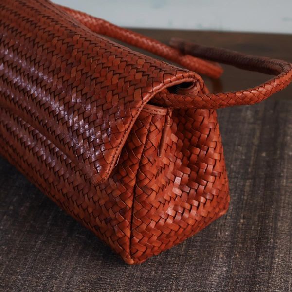 【Allan K】Caroline DJ 皮革編織包（焦糖棕） 皮包,皮革,皮革編織,牛皮,肩背包,手工皮革編織,手工,包包