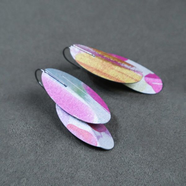 【江枚芳 Meifang Chiang Metal Arts】折葉耳針式耳環 Folded Leaves 耳環,耳勾,鋁,陽極處裡