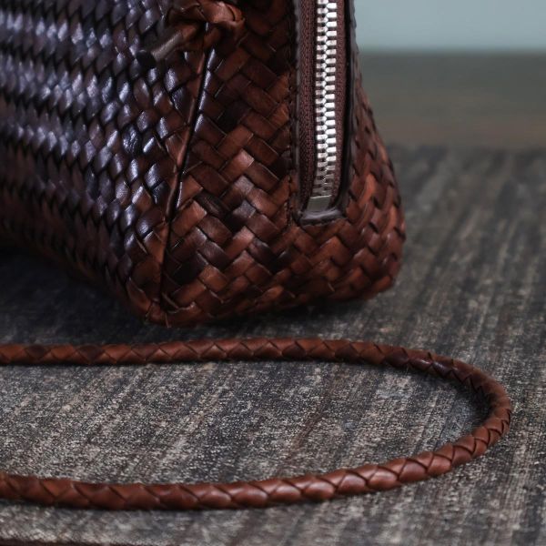 【Allan K】Wesley Mini 皮革編織包（深棕色） 皮包,皮革,皮革編織,牛皮,肩背包,手工皮革編織,手工,包包
