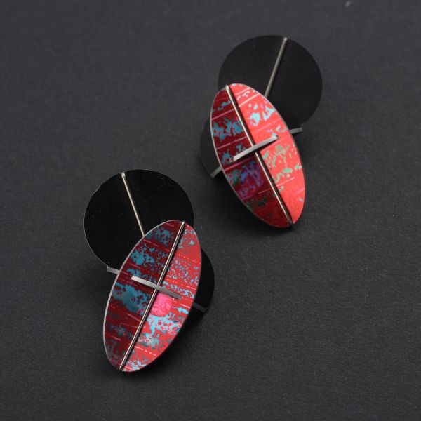 【江枚芳 Meifang Chiang Metal Arts】折葉耳夾式耳環 Folded Leaves 耳環,耳夾,鋁,陽極處裡
