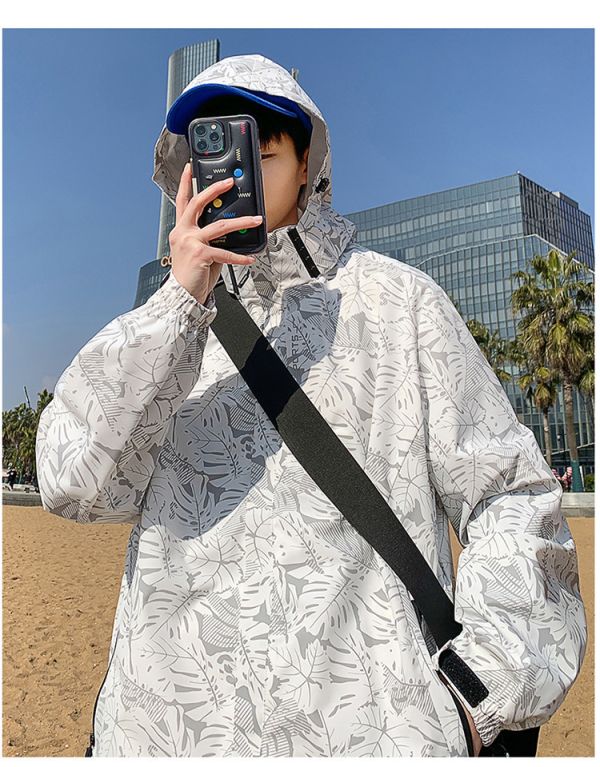 【現貨】情侶款 機能 衝鋒 防風 防潑水 葉子質感印花 透氣 機車外套(男款) 外套,連帽外套,衝鋒外套,防潑水,防風外套,夾克,機車外套,機能外套,防水外套