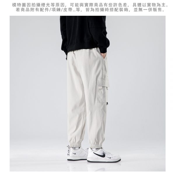 現貨【黑色2XL】腰圍鬆緊 抽繩設計 素色 側邊大口袋造型 工作褲 縮口褲 休閒長褲 長褲,休閒褲,工作長褲,縮口褲,休閒長褲,工裝,男生長褲