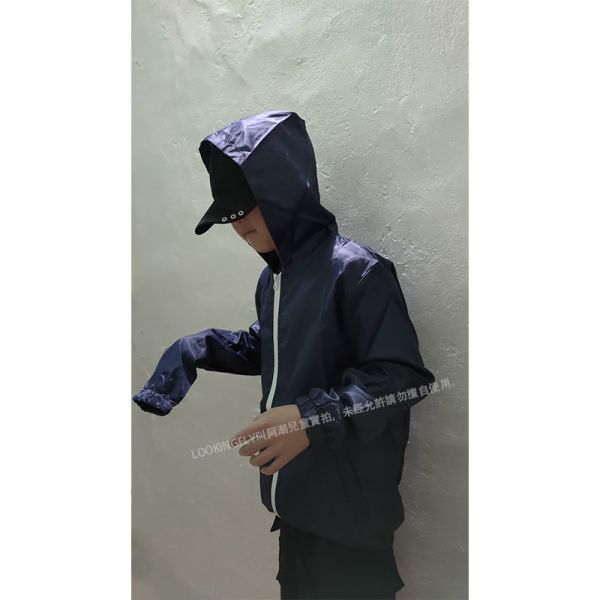 現貨 版型偏小【學童可穿】情侶款 甜蜜撞色拉鍊配色 夏季 薄款風衣 連帽外套 外套,薄外套,防曬,戶外,連帽