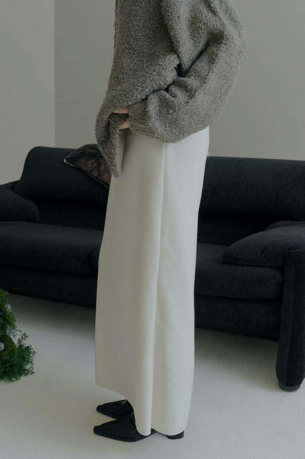 簡約後開衩保暖長裙(白) 