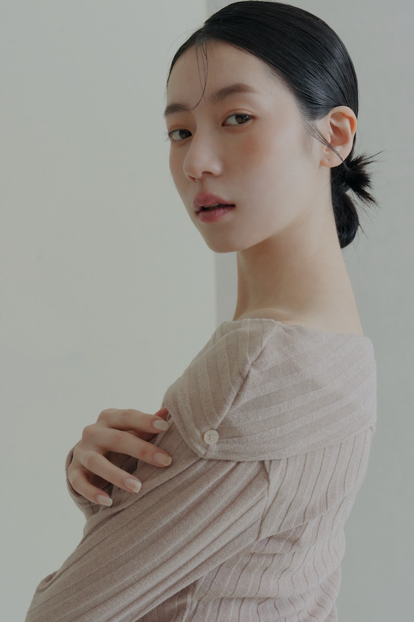 不規則卡肩坑條紋上衣(杏) 