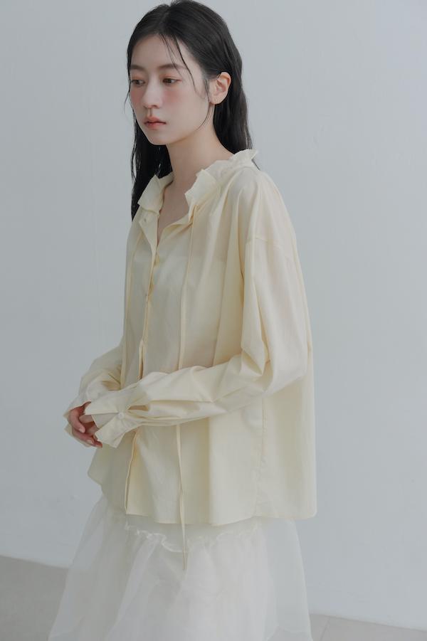荷葉領口春日感上衣(鵝黃) 