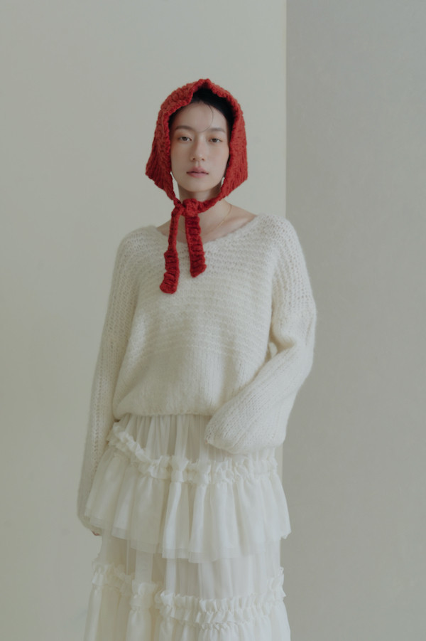 簡約Ｖ領針織落肩上衣(白) 