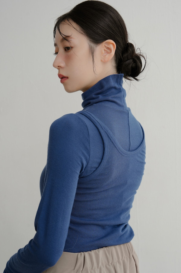 後領開衩附背心上衣(寶藍) 