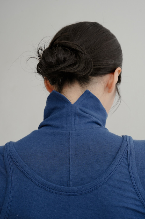 後領開衩附背心上衣(寶藍) 