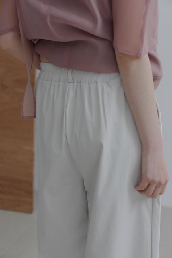 輕盈感鬆緊春日涼感褲(米白) 