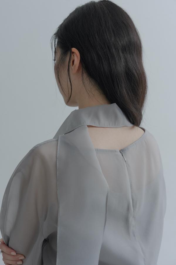 透肌彎弧袖韓系上衣(灰) 
