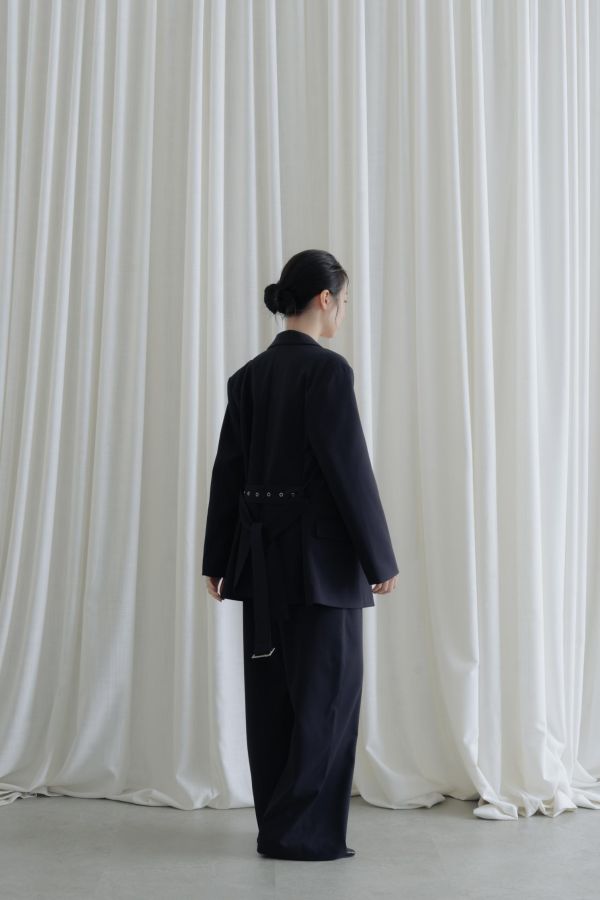 後腰鬆緊落地西裝褲(黑) 