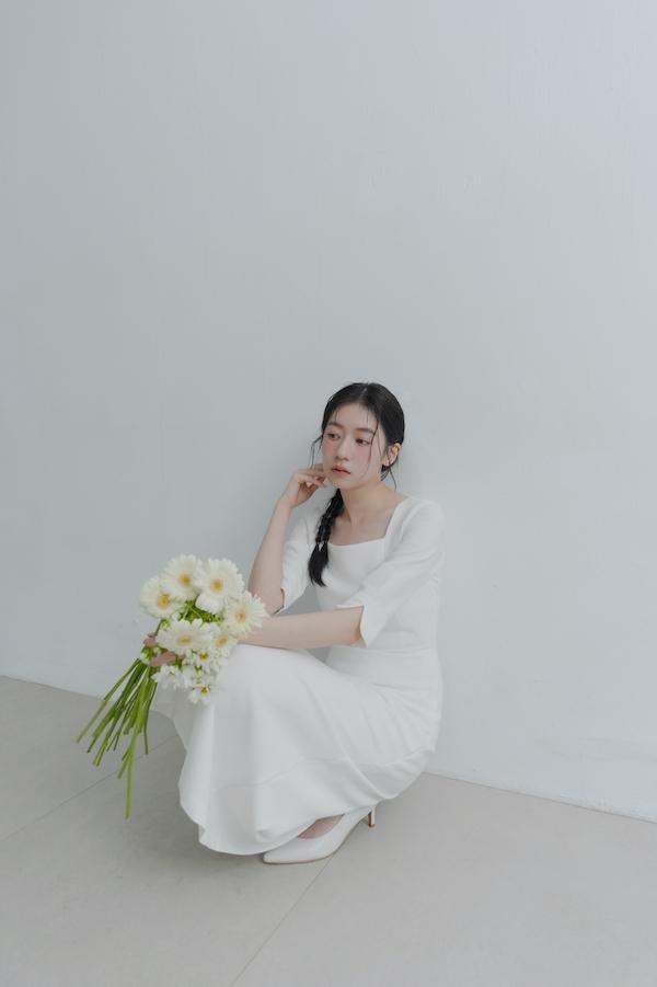 法式方領五分袖輕婚紗(白) 