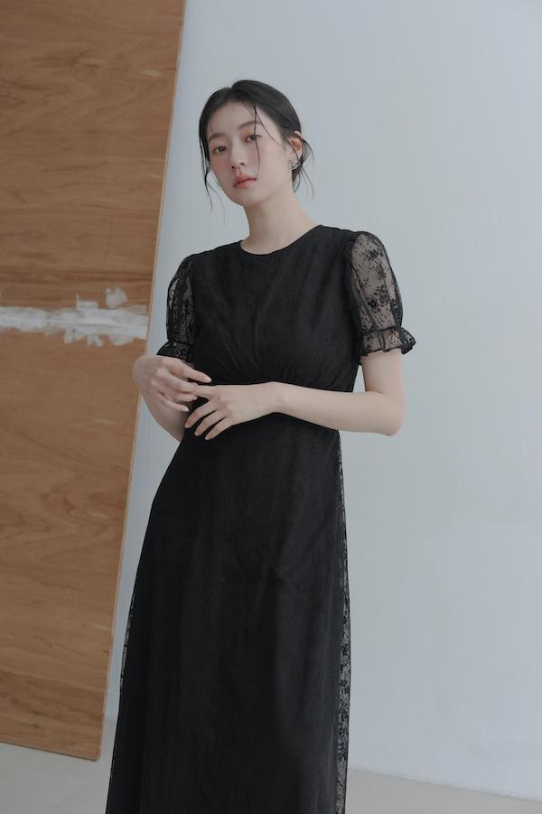 春日小花刺繡長洋裝(黑) 