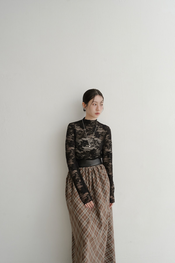 細緻花朵蕾絲打底衣(黑) 