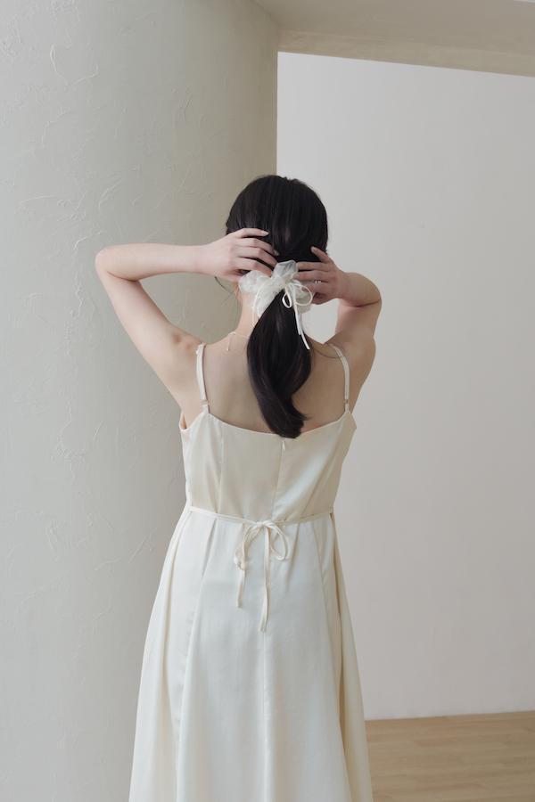 法式蕾絲緞面連身裙(米白) 