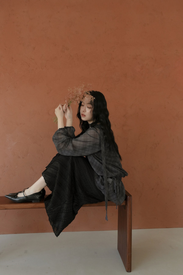 斜紋蕾絲小魚尾長裙(黑) 