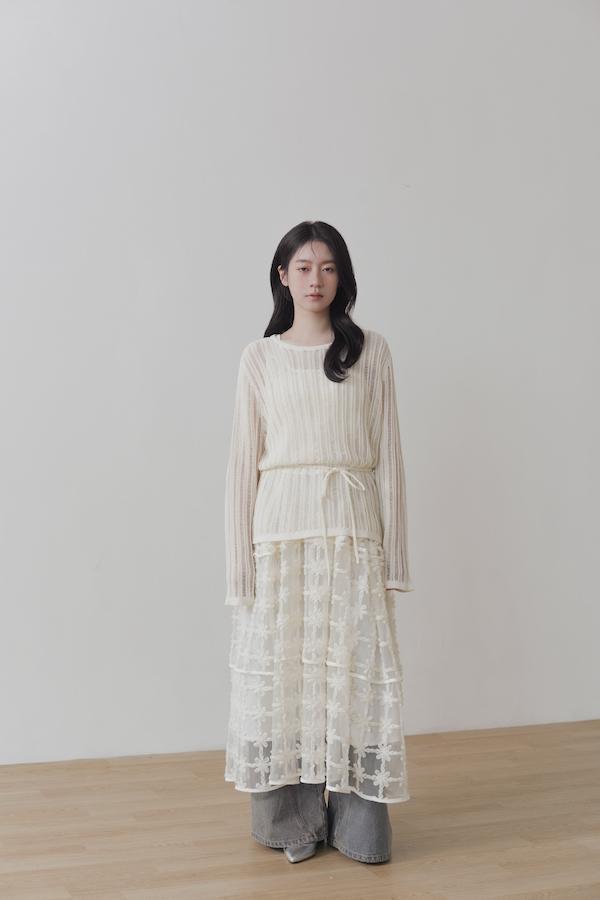 法式立體花朵紗剪裁洋裝(米白) 