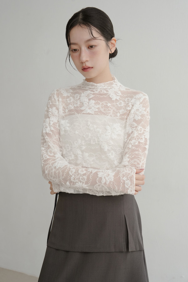 細緻花朵蕾絲打底衣(白) 