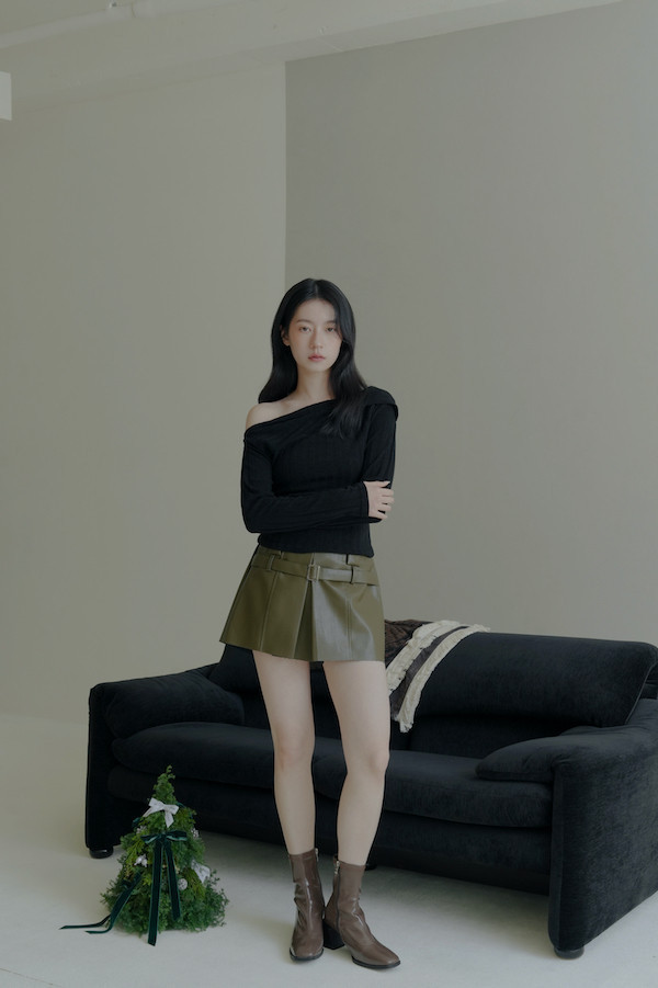 設計感皮革短褲裙(橄欖綠) 
