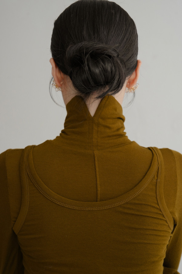 後領開衩附背心上衣(橄欖綠) 