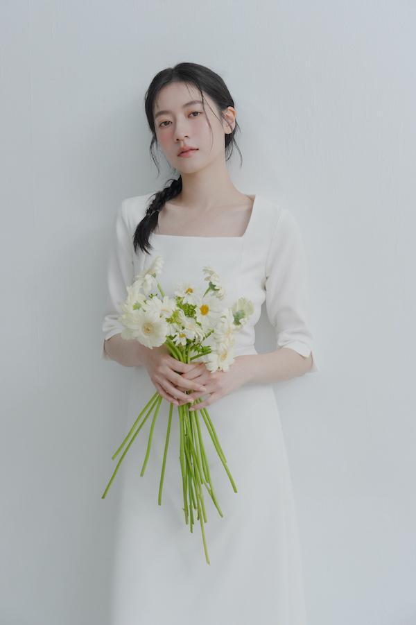 法式方領五分袖輕婚紗(白) 