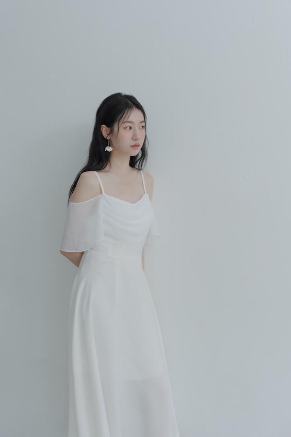 垂領卡肩雪紡洋裝(白) 