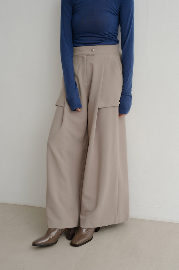 兩側釘釦設計長褲(米灰) 