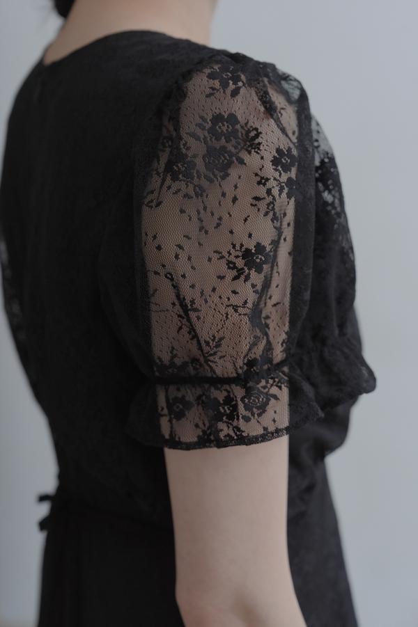 春日小花刺繡長洋裝(黑) 